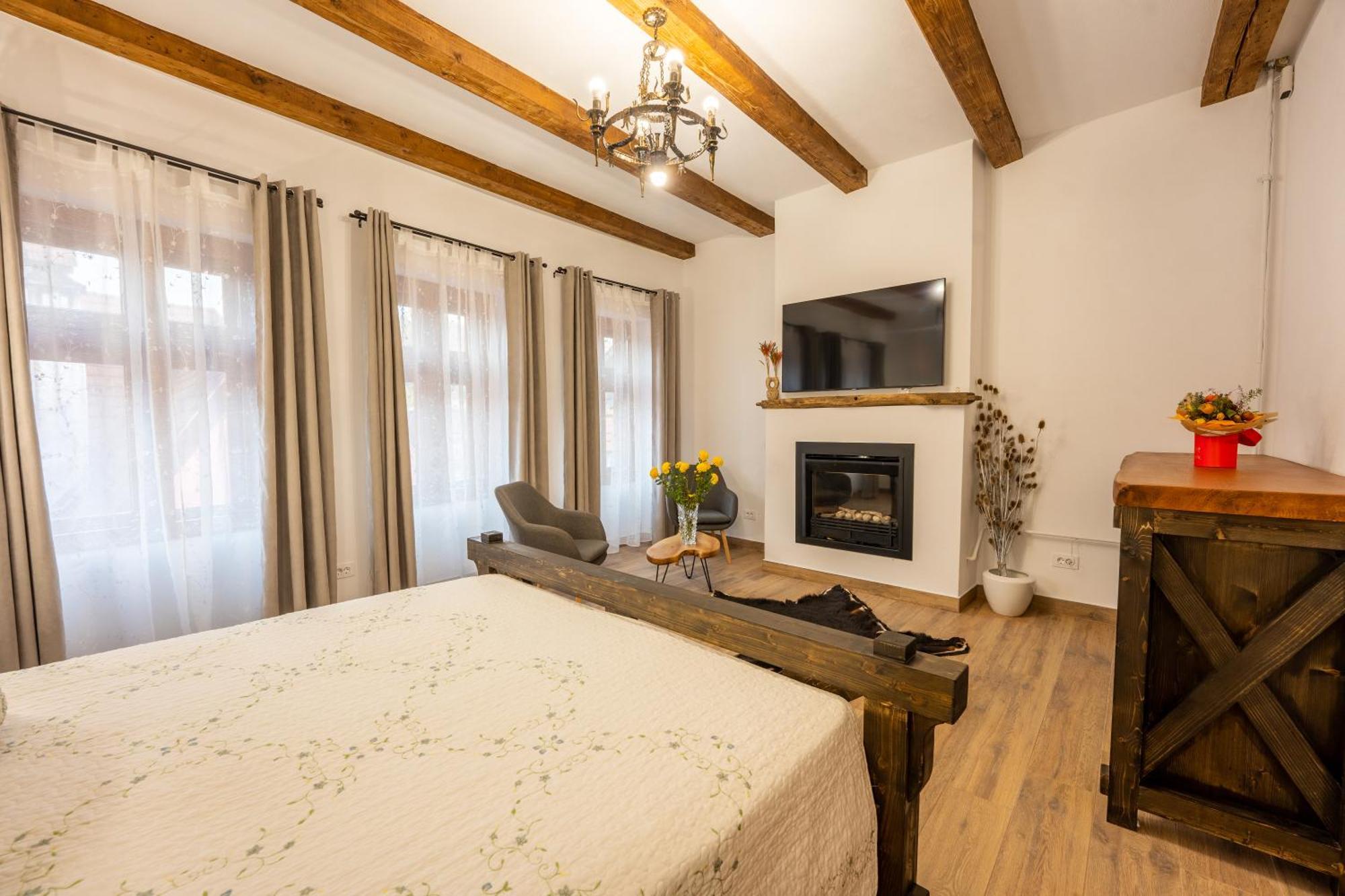 Casa Maya Transilvania Segesvár Kültér fotó